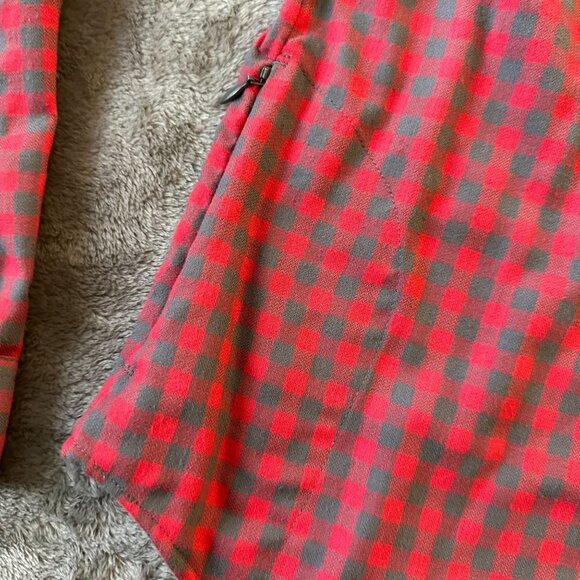 Toad & Co Dakotah Long Sleeve Travel Shirt Women's SMALL Red Gray - Picture 2 of 7